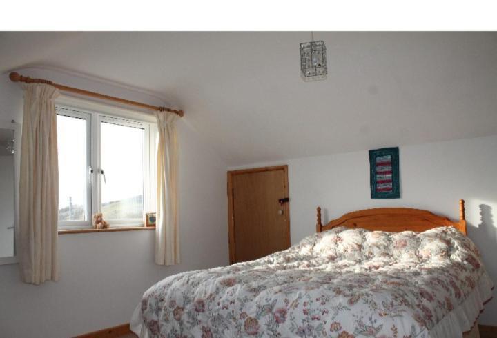 Curlews Cottage - House With 3 Bedrooms And Garden - Walking Distance To The Beach Perranporth Exterior photo